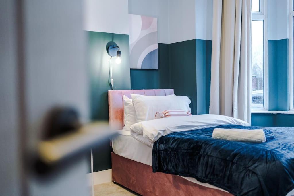 5 Bed Salford Sanctuary Retreat Βίλα Μάντσεστερ Εξωτερικό φωτογραφία