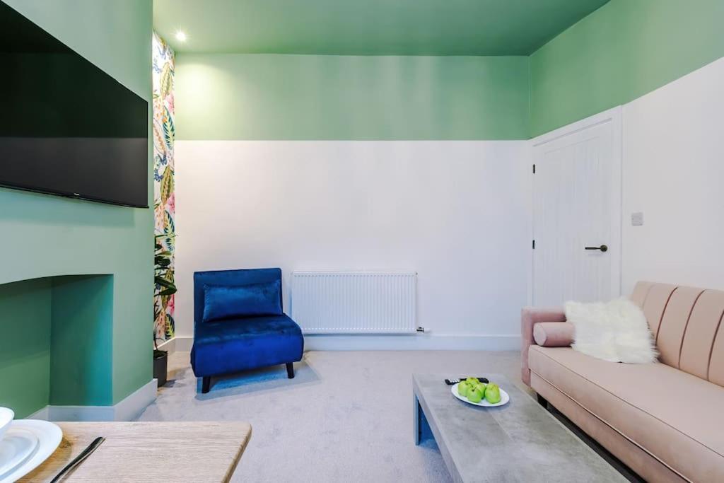 5 Bed Salford Sanctuary Retreat Βίλα Μάντσεστερ Εξωτερικό φωτογραφία