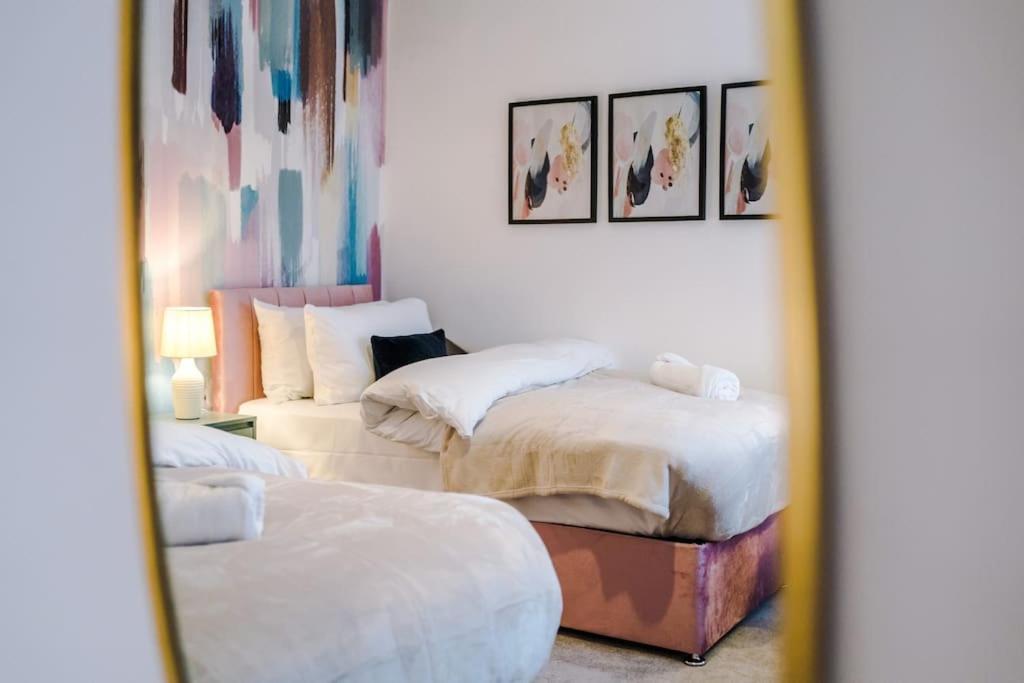 5 Bed Salford Sanctuary Retreat Βίλα Μάντσεστερ Εξωτερικό φωτογραφία