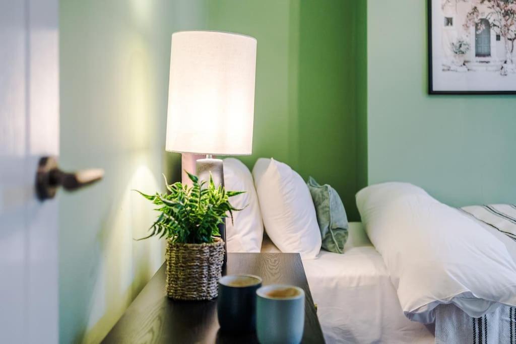 5 Bed Salford Sanctuary Retreat Βίλα Μάντσεστερ Εξωτερικό φωτογραφία