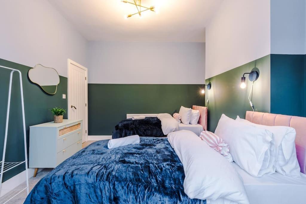 5 Bed Salford Sanctuary Retreat Βίλα Μάντσεστερ Εξωτερικό φωτογραφία